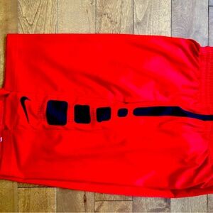 Nike Elite Men’s Large Shirts